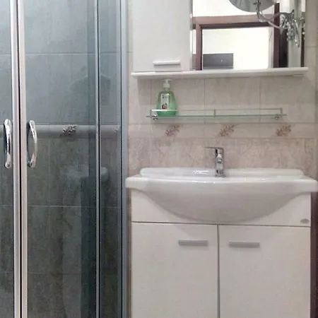 Apartment Vip Perla
